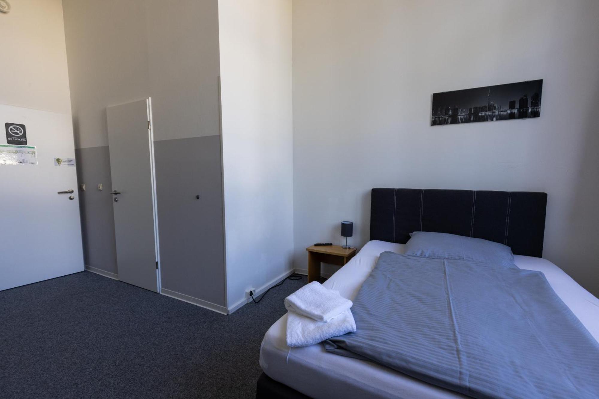 Motel Home Wittenau ベルリン エクステリア 写真